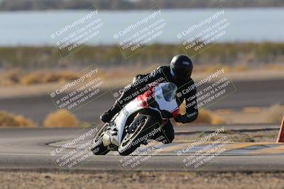 media/Dec-18-2022-SoCal Trackdays (Sun) [[8099a50955]]/Turn 14 (940am)/